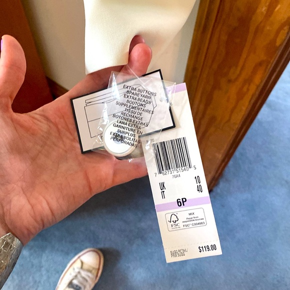 Crisp White Kasper Blazer - 6P - Picture 3 of 5